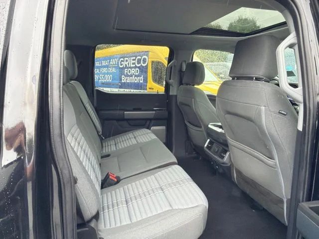 Used 2023 Avalanche Ford XLT image 10