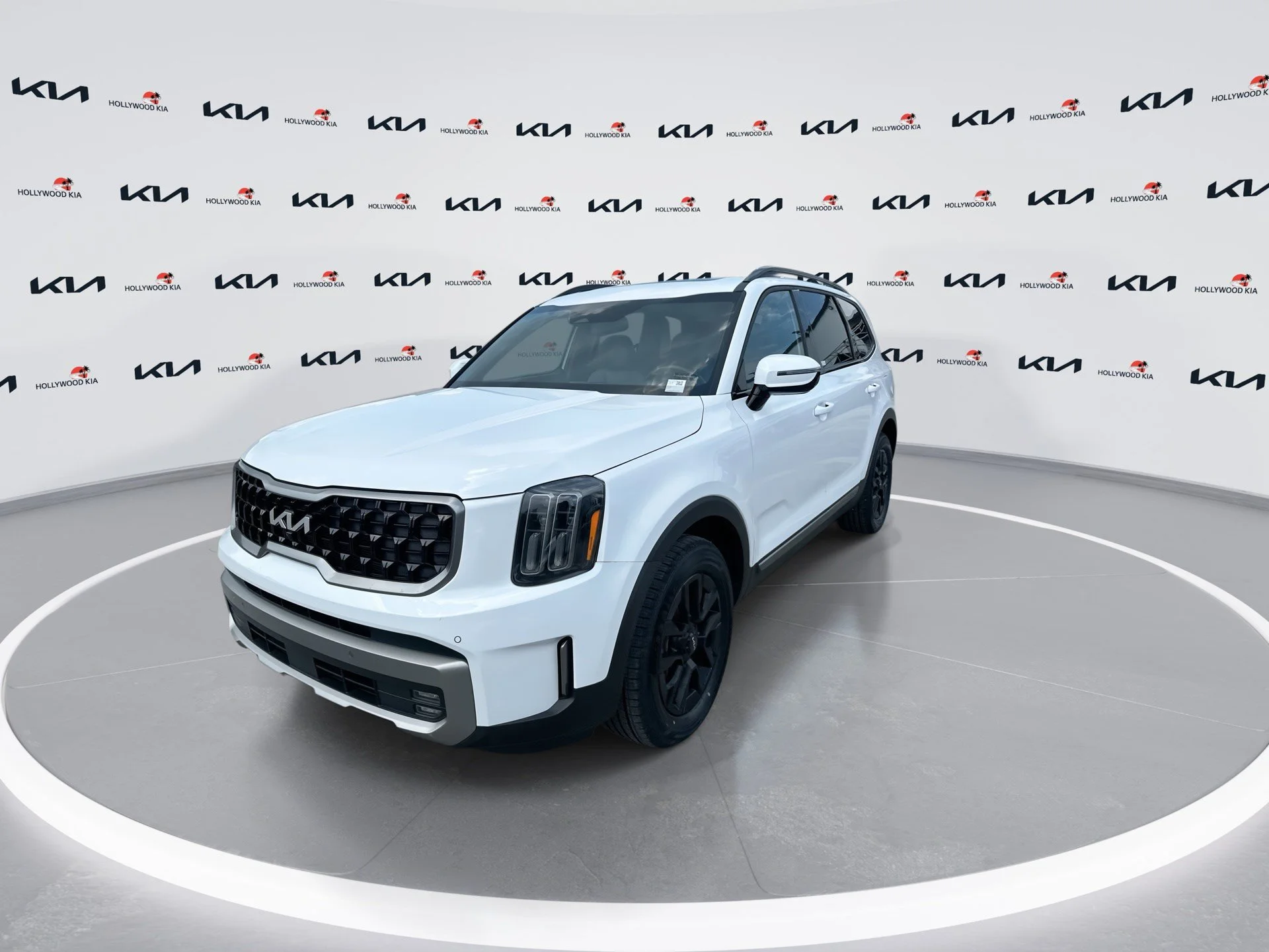 Certified Used 2023 Glacial White Pearl Kia SX X-Pro image 4