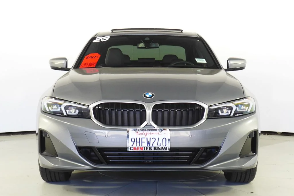 Used 2023 Gray BMW 330i image 3