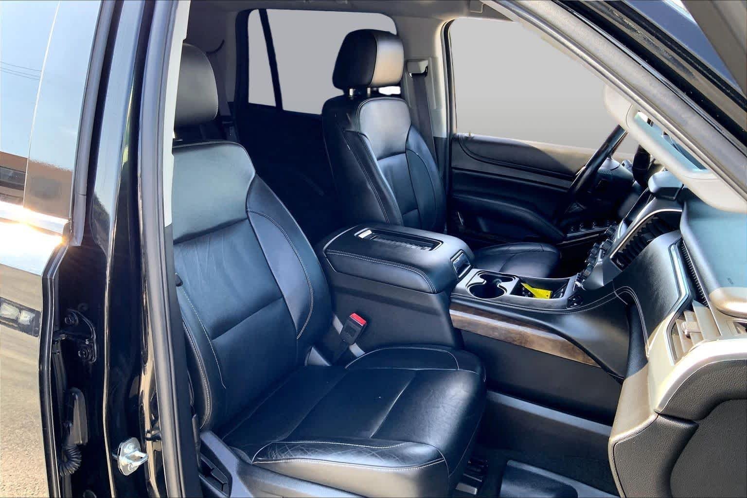 Used 2017 Black Chevrolet LT image 9