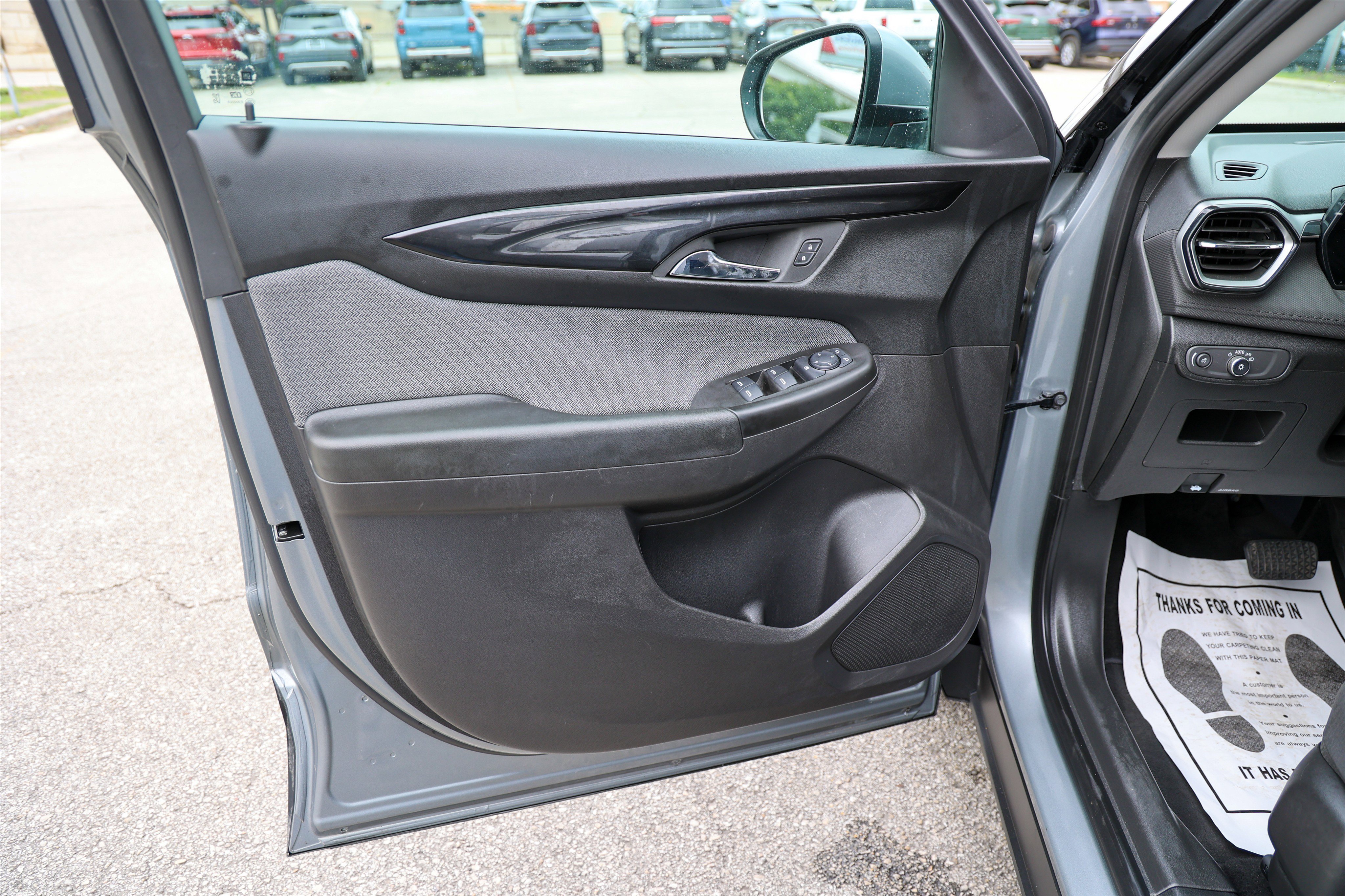 Used 2025 Sterling Gray Metallic Chevrolet LT image 28