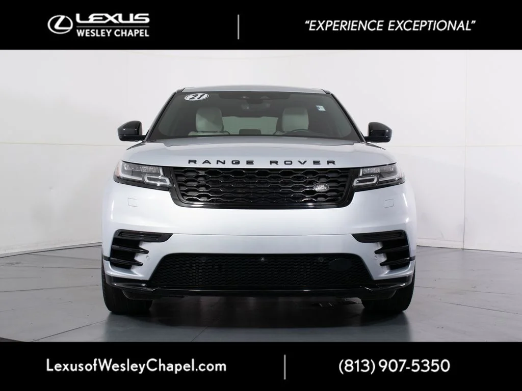 Used 2021 Silver Land Rover R-Dynamic S image 9