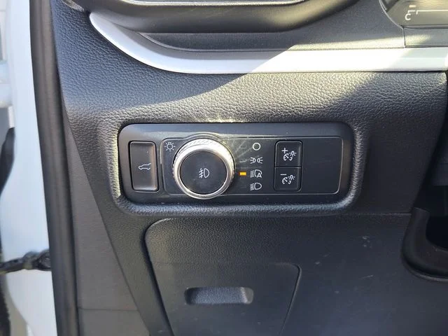 Used 2020 White Ford XLT image 26