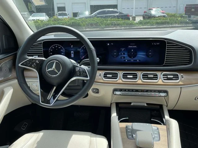 Used 2024 White Mercedes-Benz GLE 450 image 13