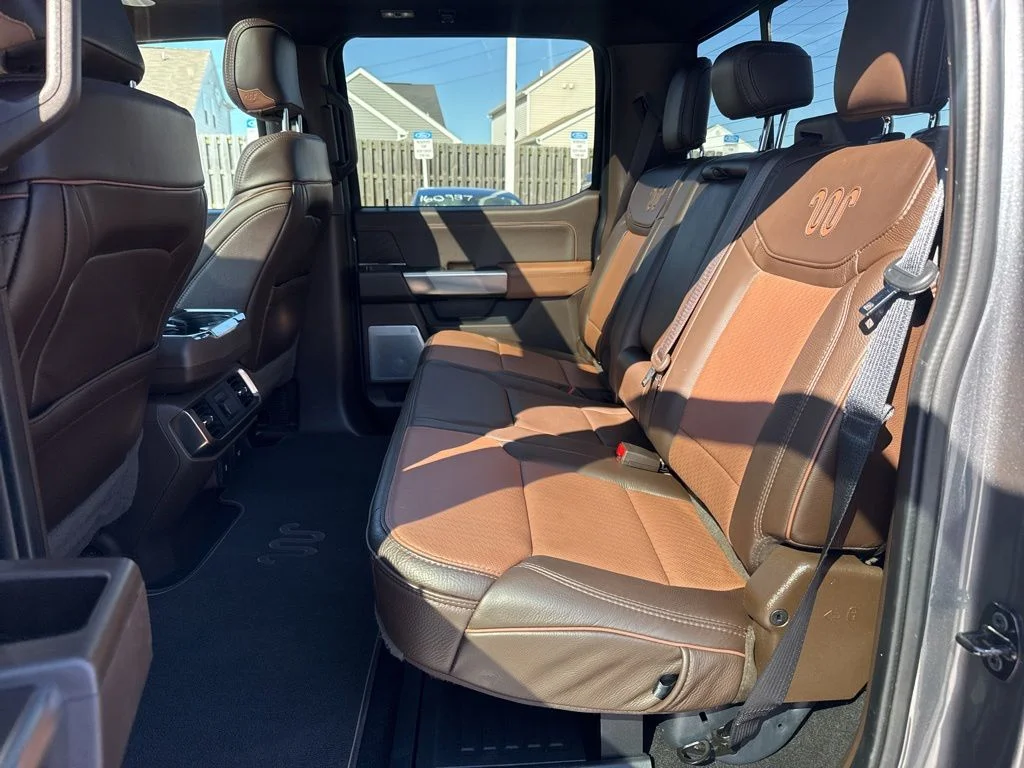 Used 2024 Gray Ford King Ranch image 27