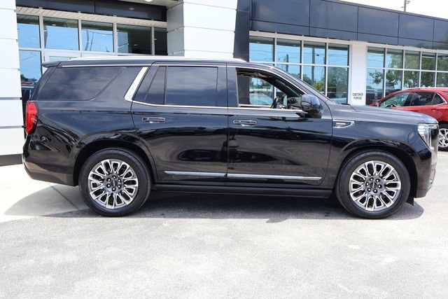 Used 2023 Onyx Black GMC Denali Ultimate image 9