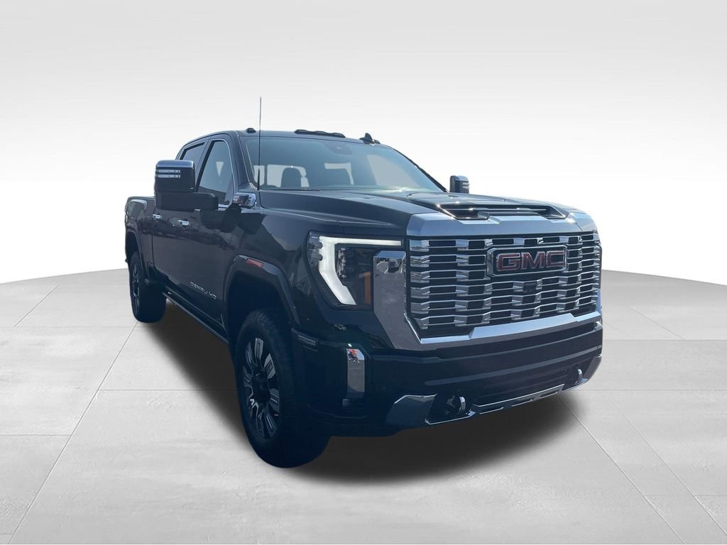 Used 2025 Black GMC Denali image 7