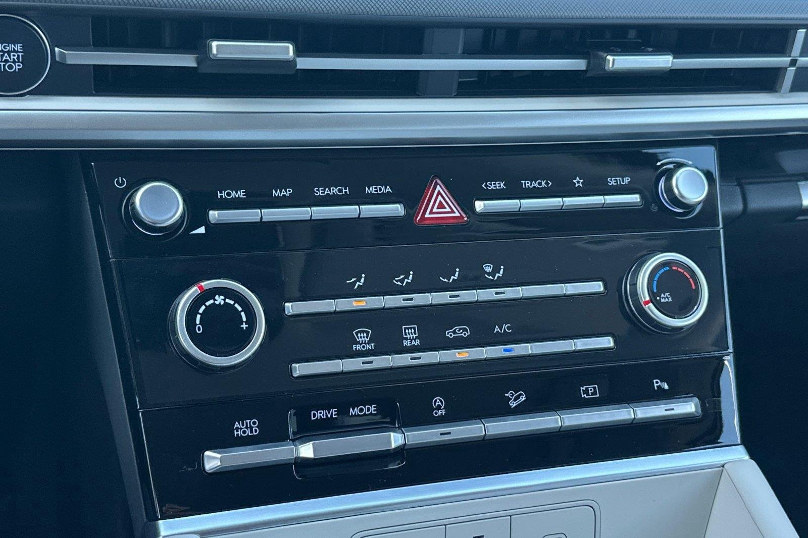 New 2026 Phantom Black Hyundai SE FWD image 49