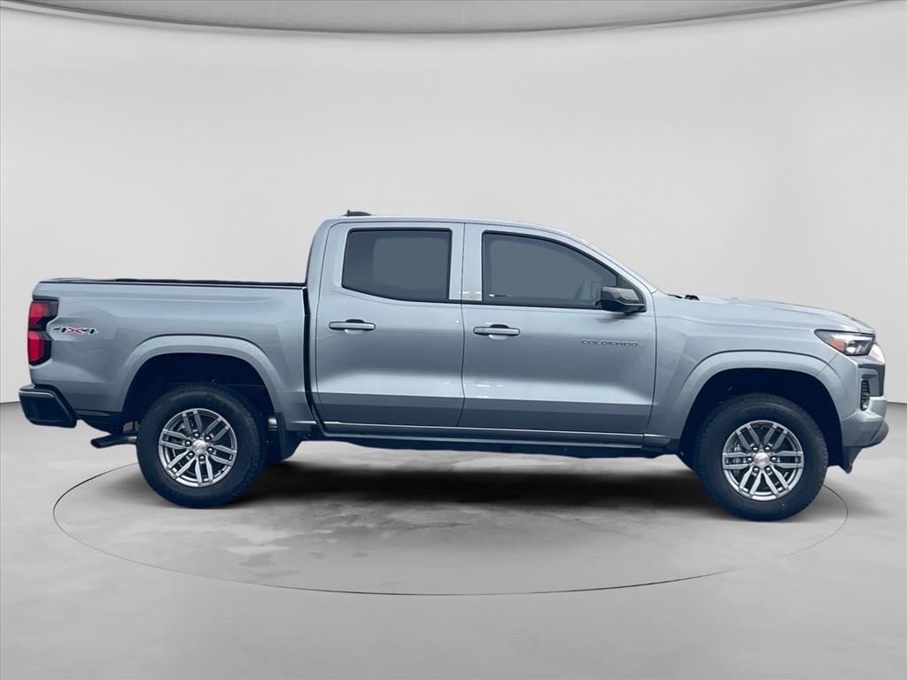 2026 Chevrolet Colorado LT - Photo 9