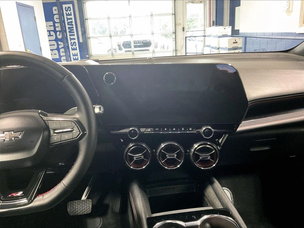 Used 2025 Gray Chevrolet RS image 18