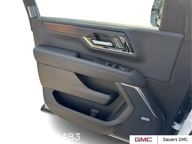 2026 GMC Yukon Denali - Photo 9