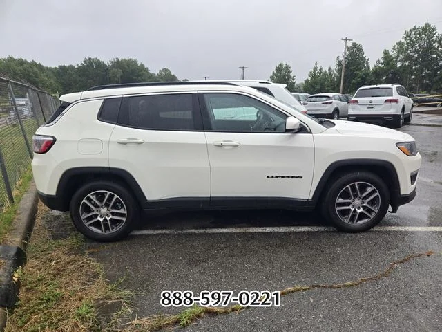 Used 2020 White Jeep Latitude image 8