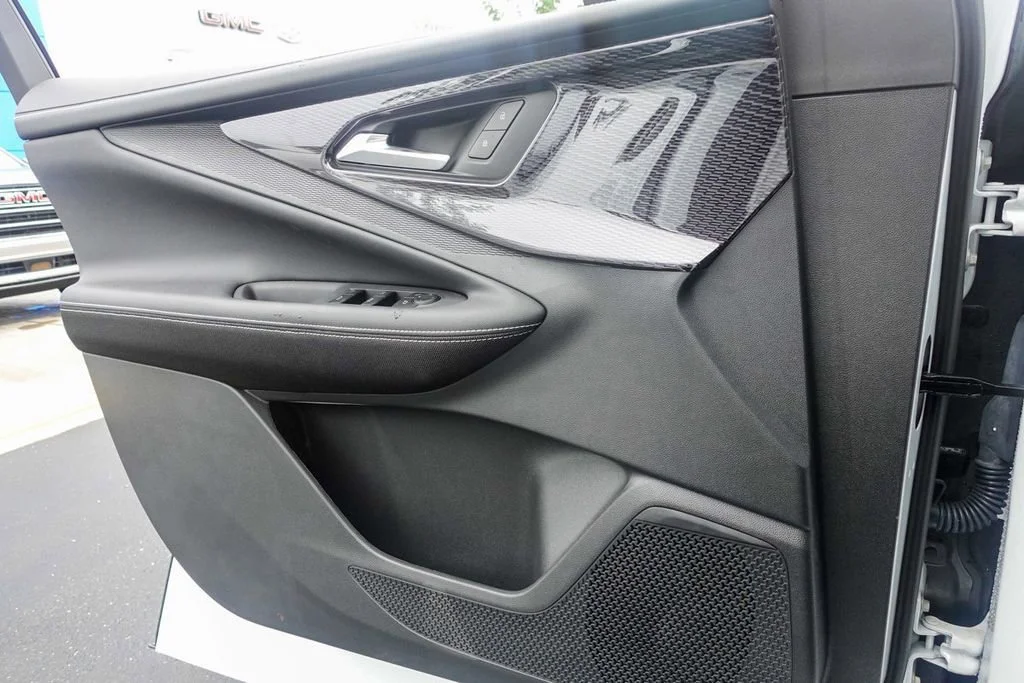 2025 Chevrolet Blazer EV LT - Photo 11