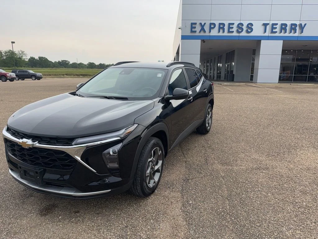 2025 Chevrolet Trax LT's photo