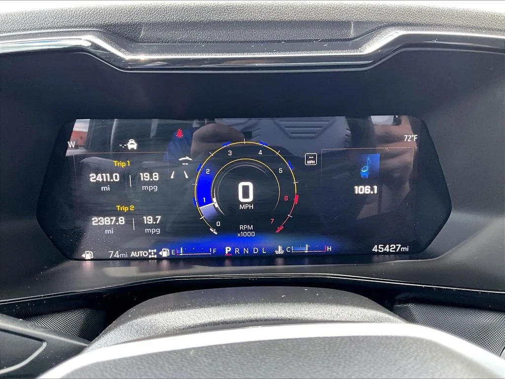 Certified Used 2024 Gray Chevrolet Z71 image 15