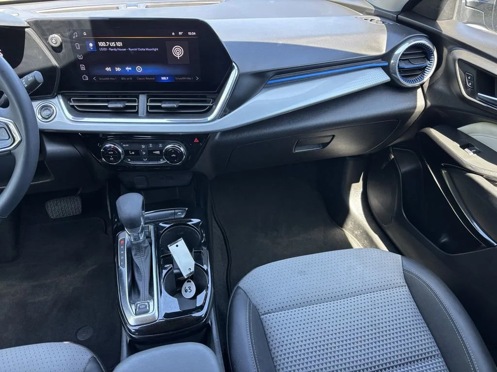 Used 2024 Sterling Gray Metallic Chevrolet LT image 24
