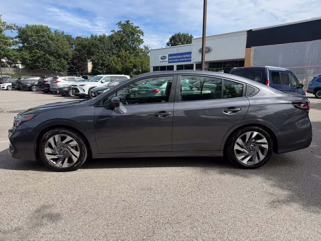 Used 2025 Magnetite Gray Metallic Subaru Limited image 5