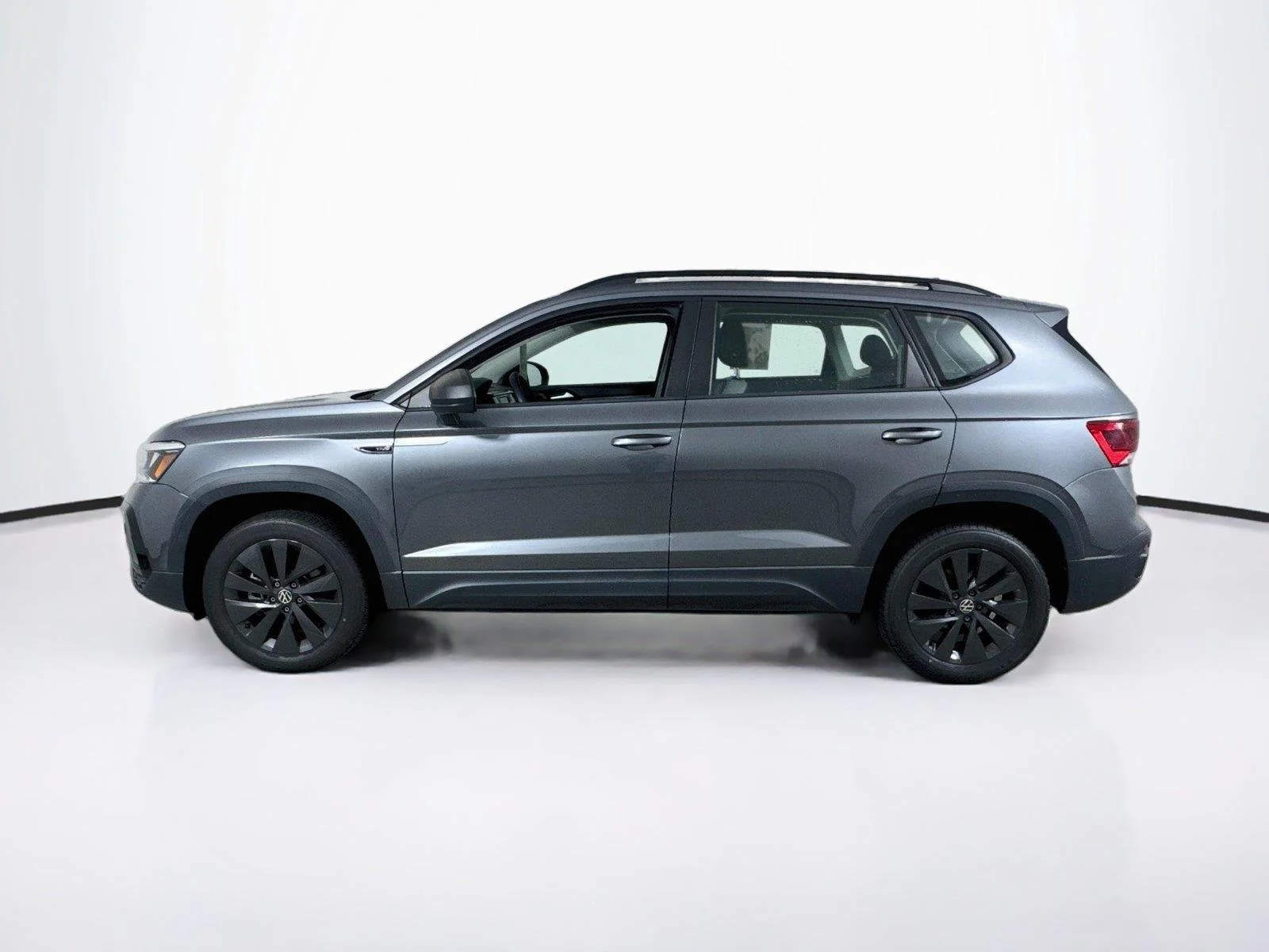 Used 2023 Platinum Gray Metallic Volkswagen S image 3