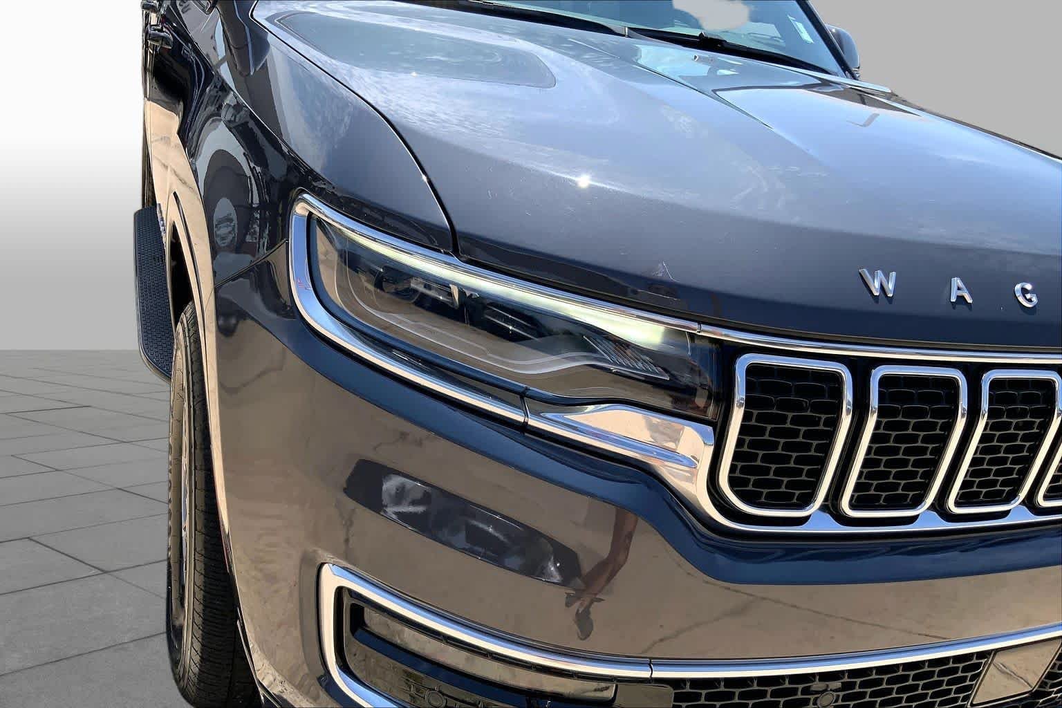 Used 2022 Baltic Gray Metallic Clearcoat Jeep Series I image 26