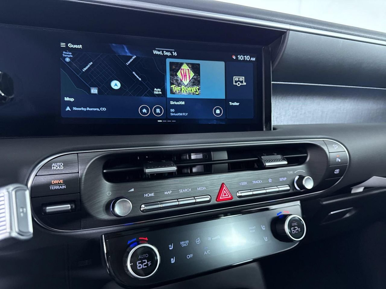 New 2027 Abyss Black Pearl Hyundai Limited 7P image 18