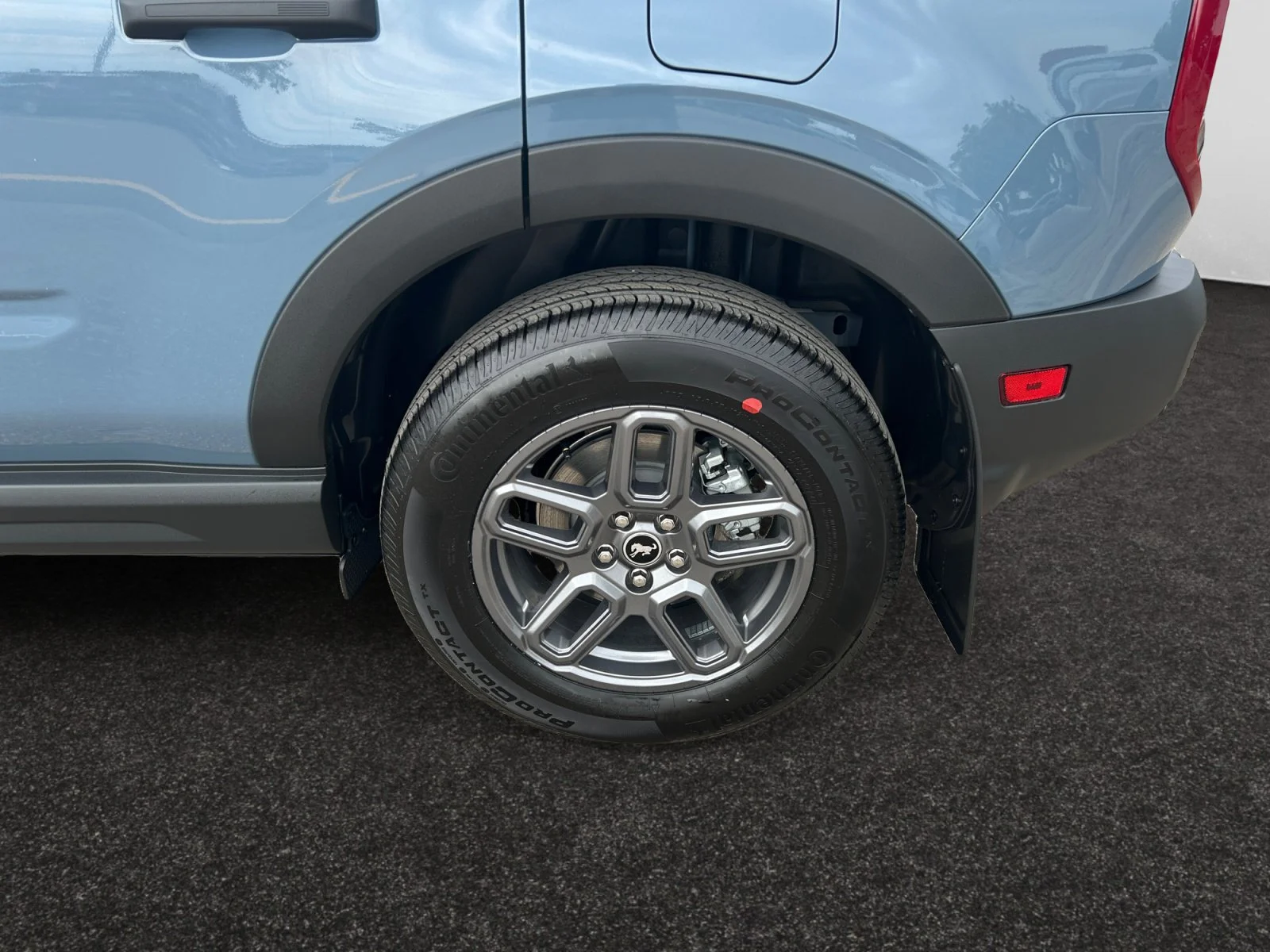 New 2026 Azure Grey Metallic Tri-Coat Ford Big Bend image 9