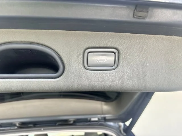 Used 2019 Blue Kia EX image 28