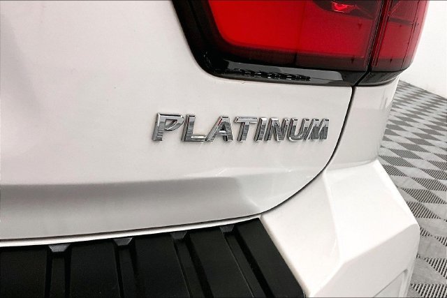Used 2021 Aspen White Tricoat Nissan Platinum image 9