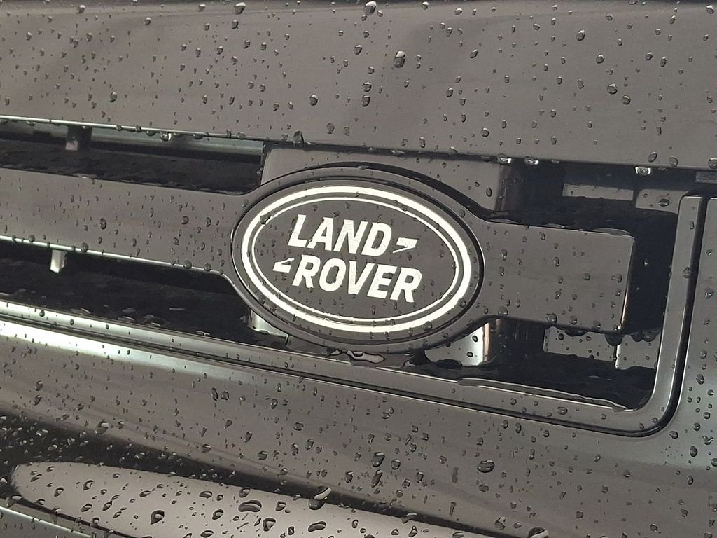 New 2026 Santorini Black Land Rover S image 22
