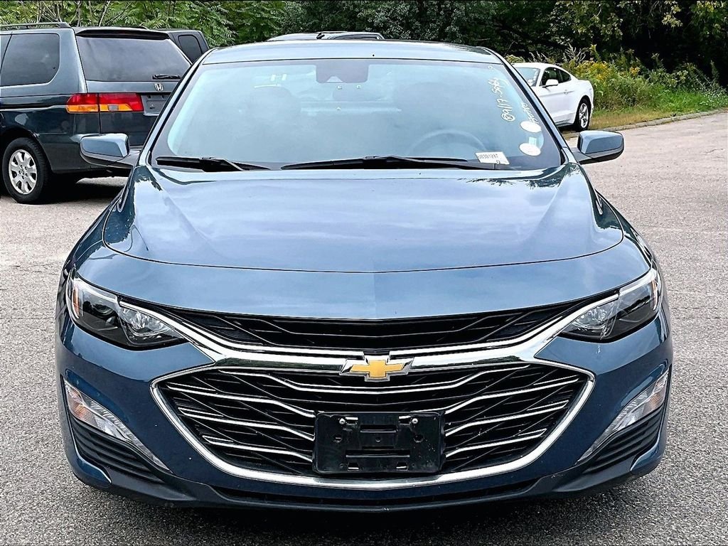 Used 2024 Blue Chevrolet LT image 2