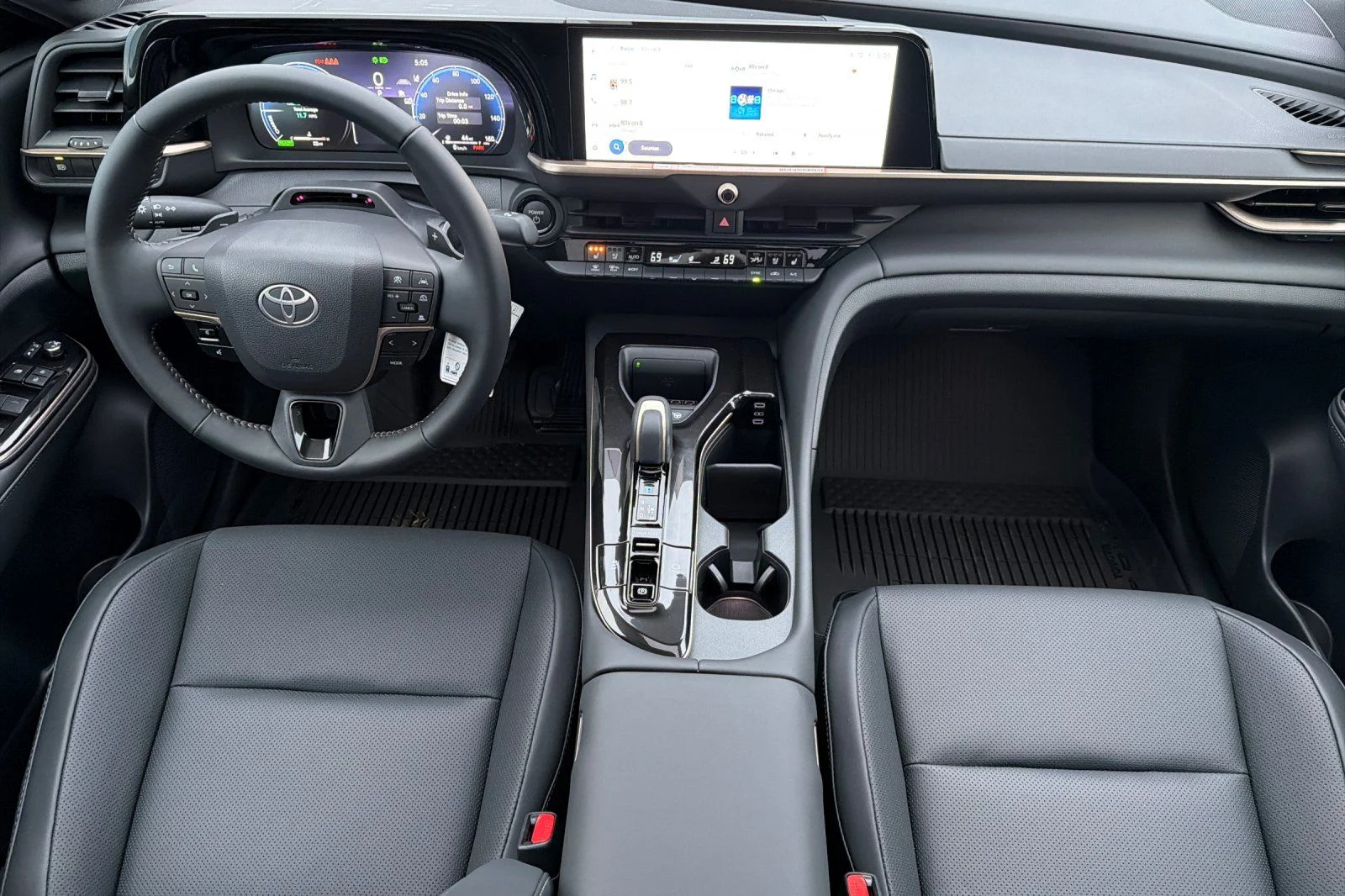 New 2026  Toyota Platinum image 10