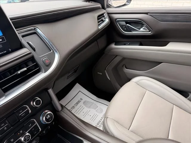 2023 GMC Yukon SLT - Photo 25