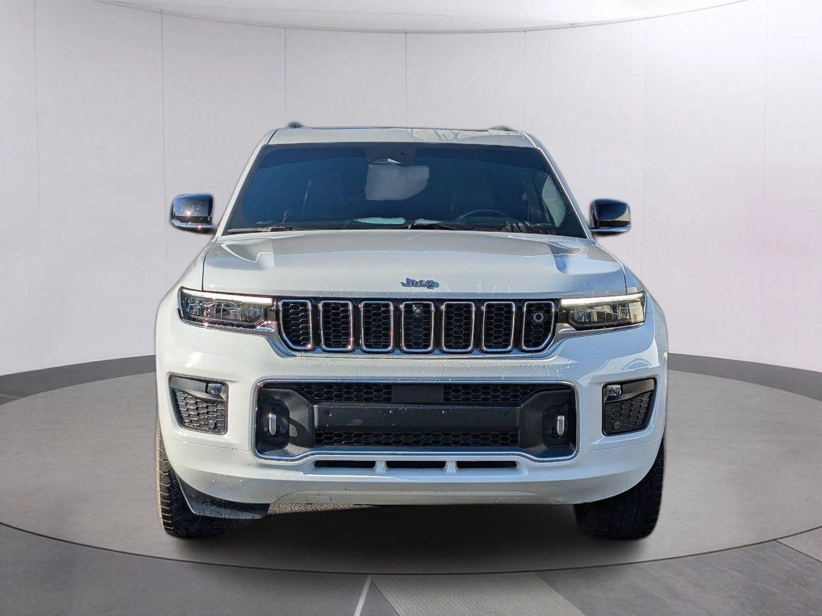 Used 2021 Bright White Clearcoat Jeep Overland image 10