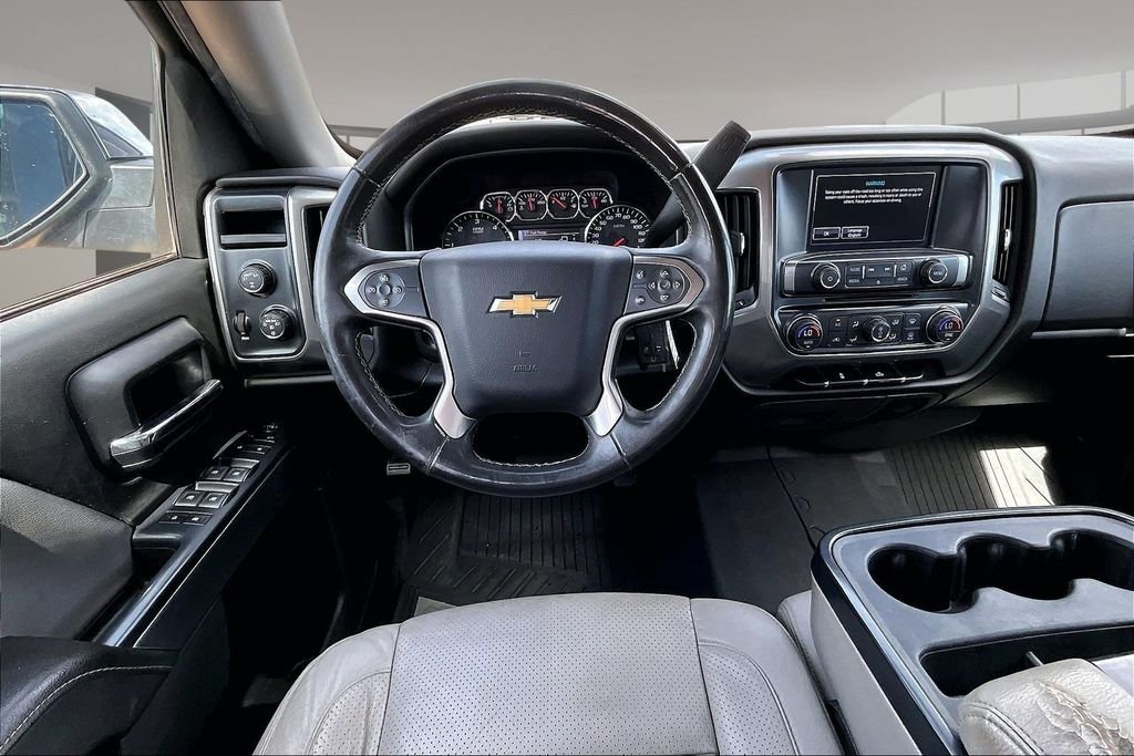 Used 2017 Gray Chevrolet LT image 5