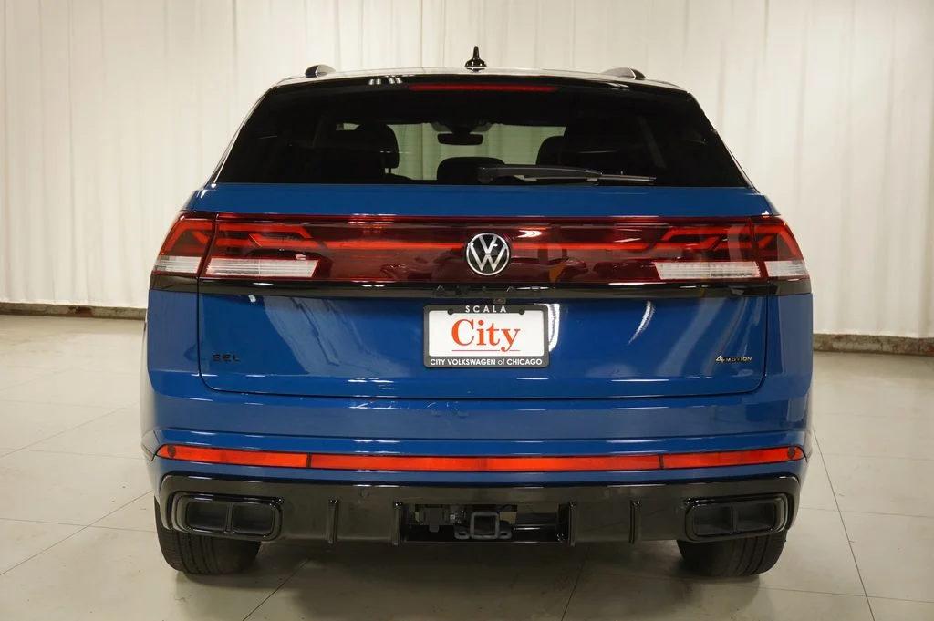 Certified Used 2025 Mountain Lake Blue Metallic Volkswagen 2.0T SEL R-Line Black image 15