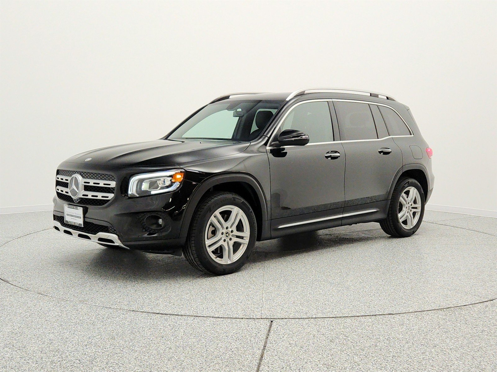 2023 Mercedes-Benz GLB GLB 250's photo