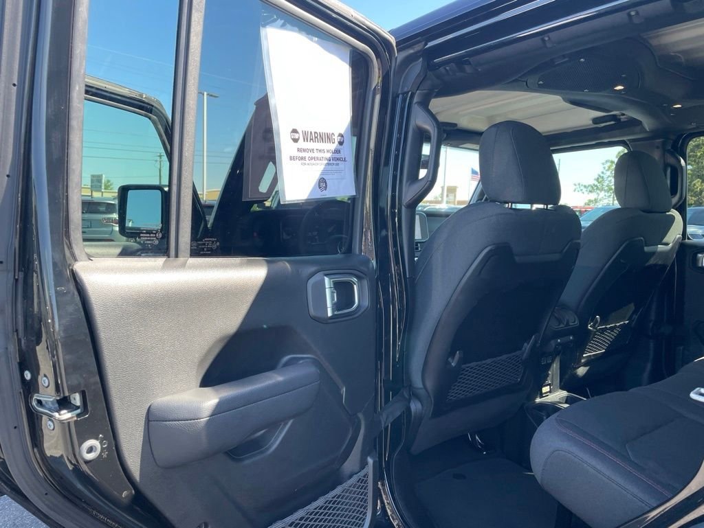 Used 2025 Black Jeep Rubicon image 29