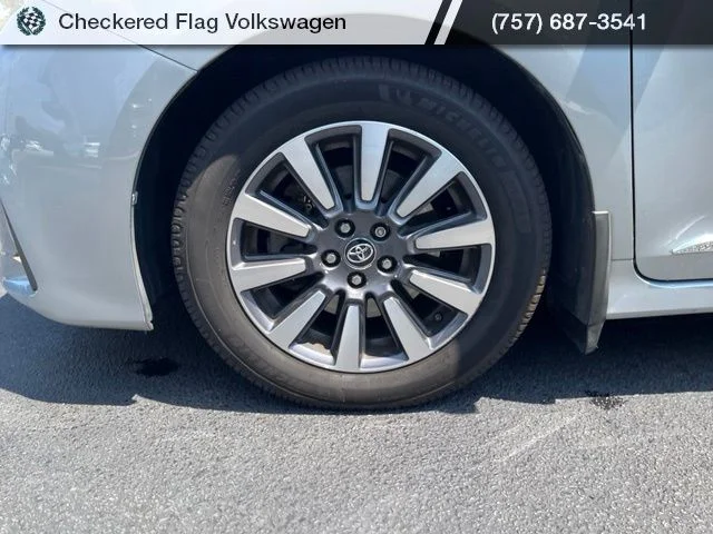 Used 2019 Celestial Silver Metallic Toyota Limited Premium 7 Passenger image 5