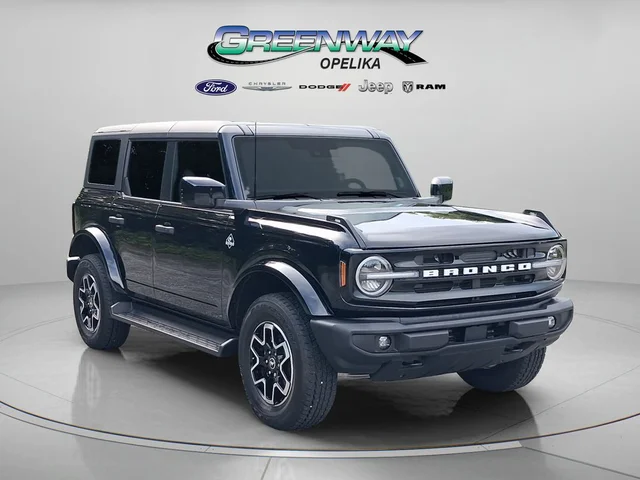 2026 Ford Bronco Outer Banks