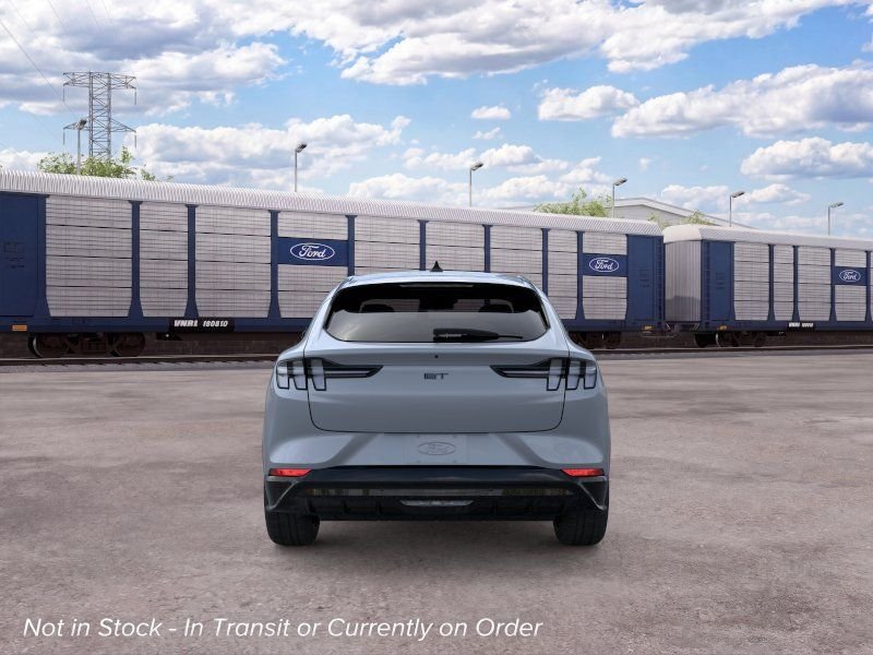 New 2026 Glacier Gray Metallic Tri-coat Ford GT image 6