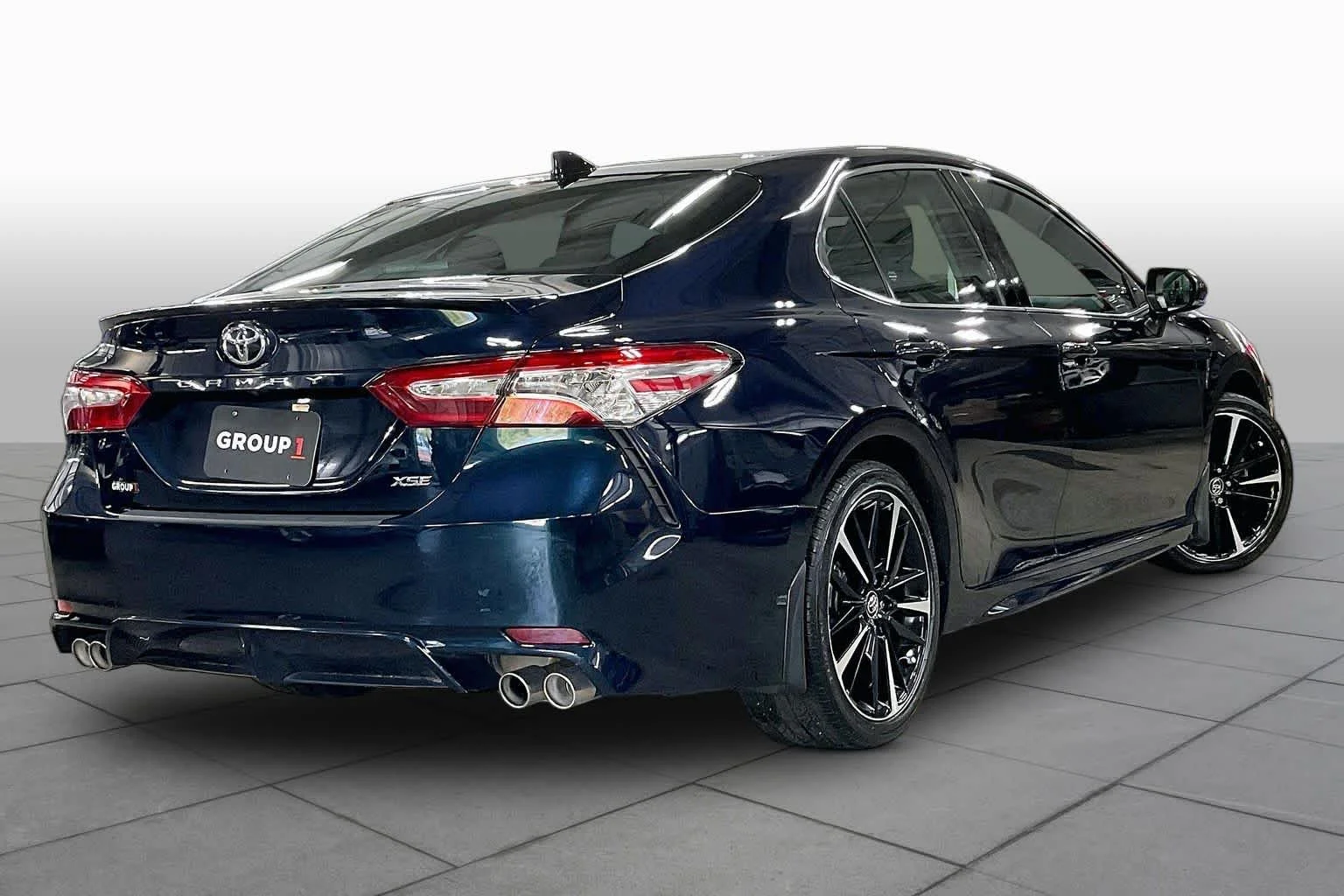 Used 2020 Galactic Aqua Mica Toyota XSE image 13