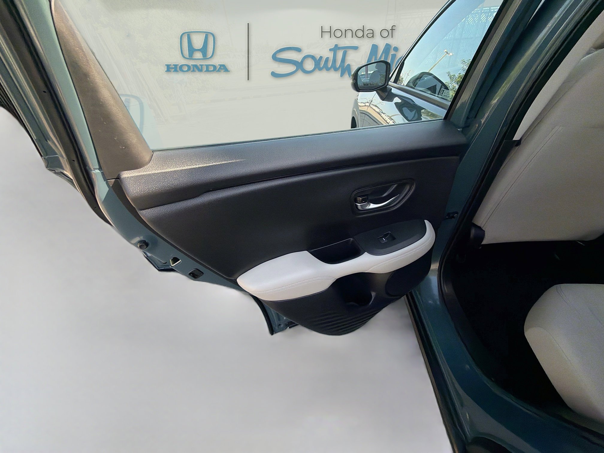 Used 2024 Nordic Forest Pearl Honda 5DR 2WD LX image 24
