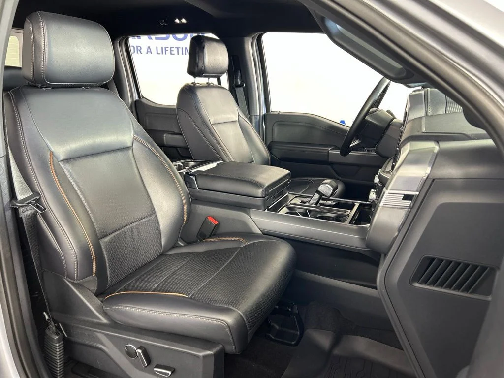 Used 2025 Silver Ford Lariat image 26