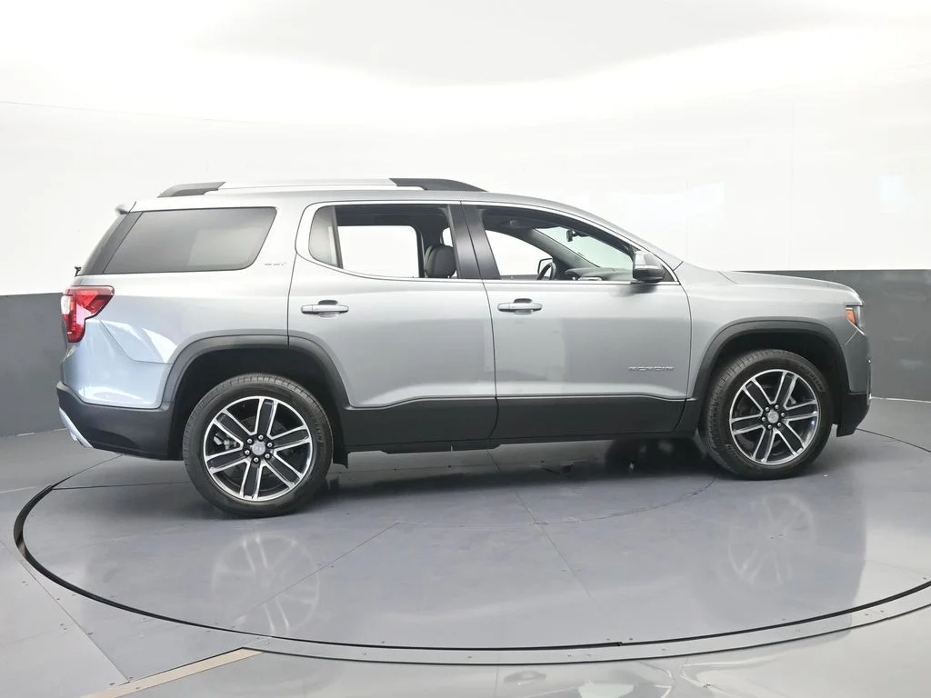 Used 2023 Sterling Metallic GMC SLT image 7
