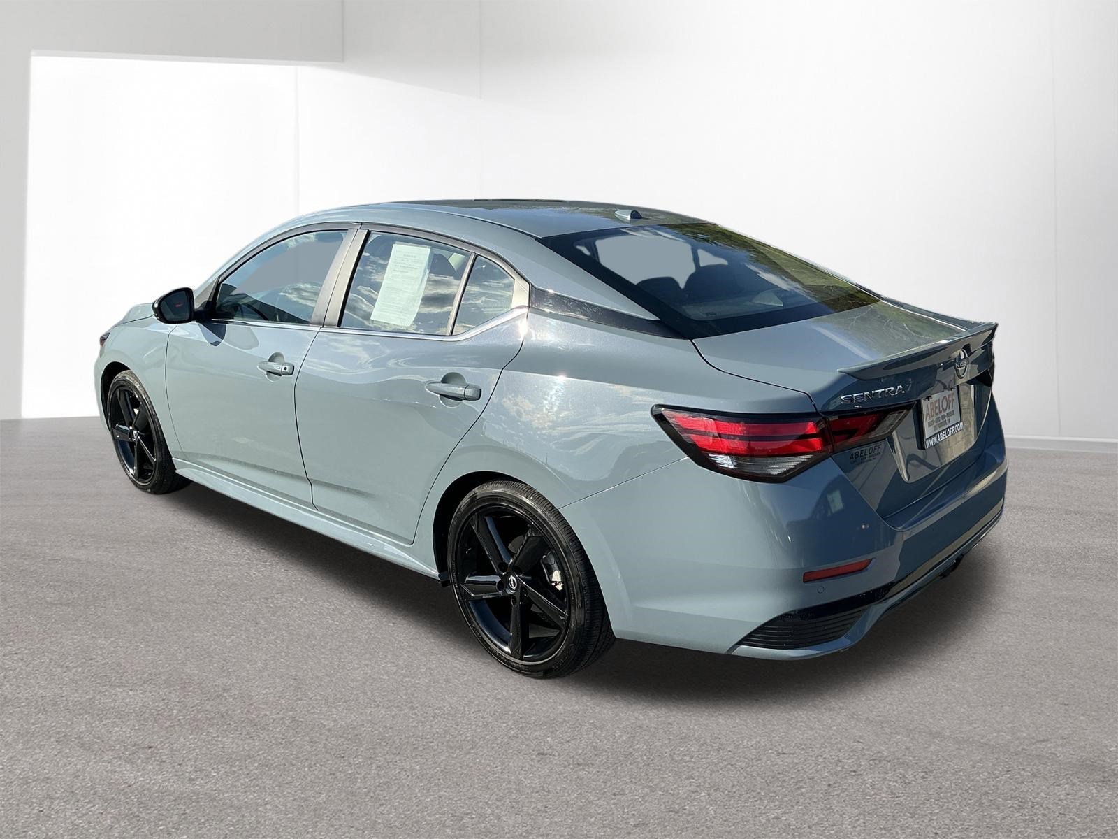 Used 2024 Atlantic Gray Metallic Nissan SR image 5