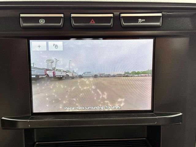 Used 2024 White Ford XL image 23