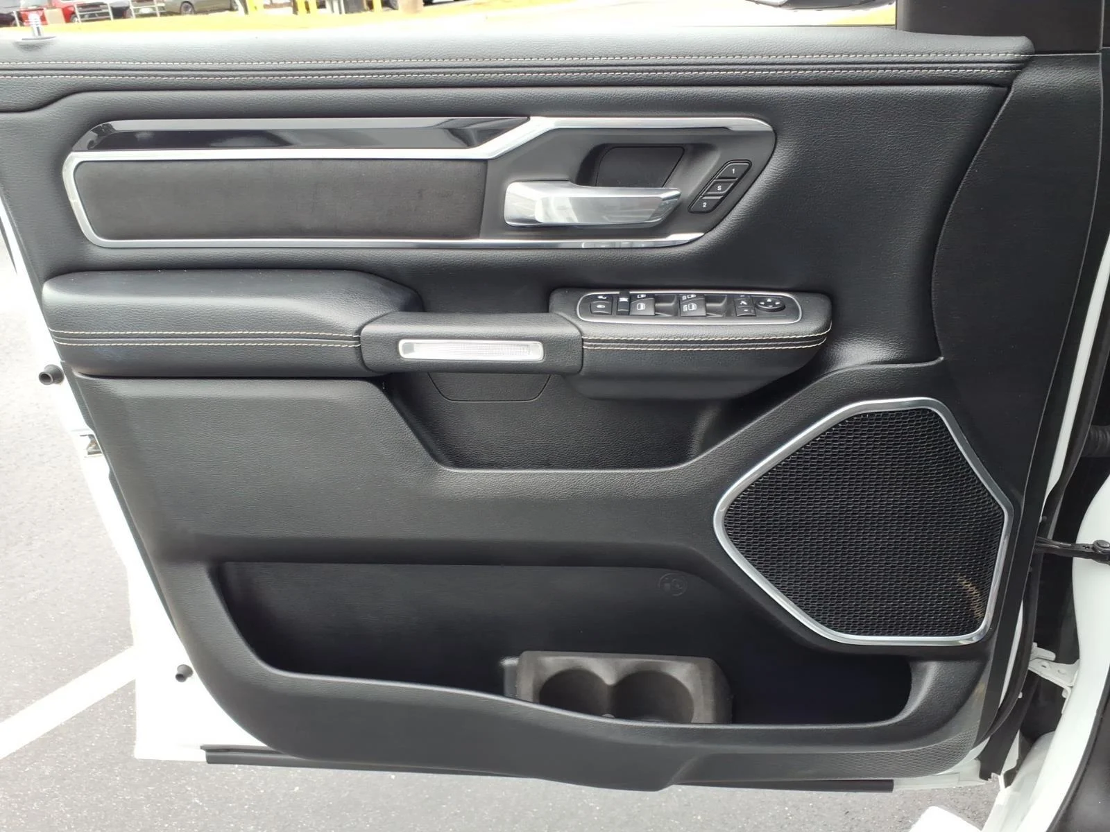 Used 2020 Bright White Clearcoat Ram Laramie image 32