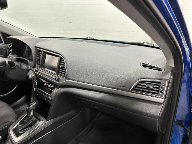 Used 2017 Electric Blue Hyundai Value Edition image 17