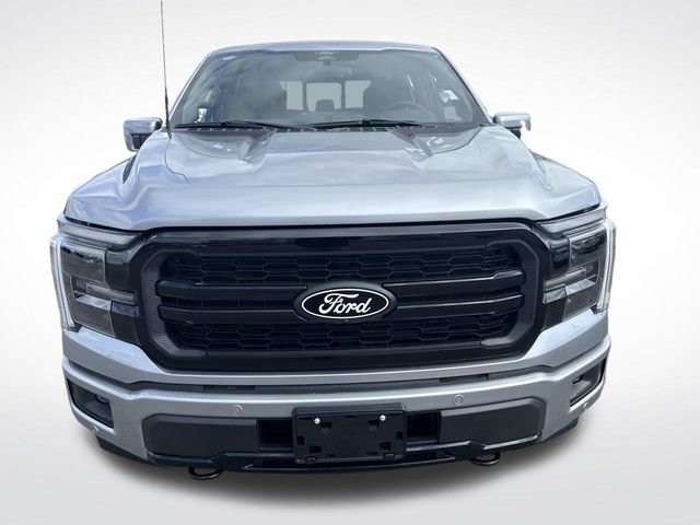 Used 2025 Iconic Silver Metallic Ford Lariat image 9