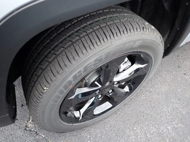 2025 Jeep Grand Cherokee L Altitude - Photo 9