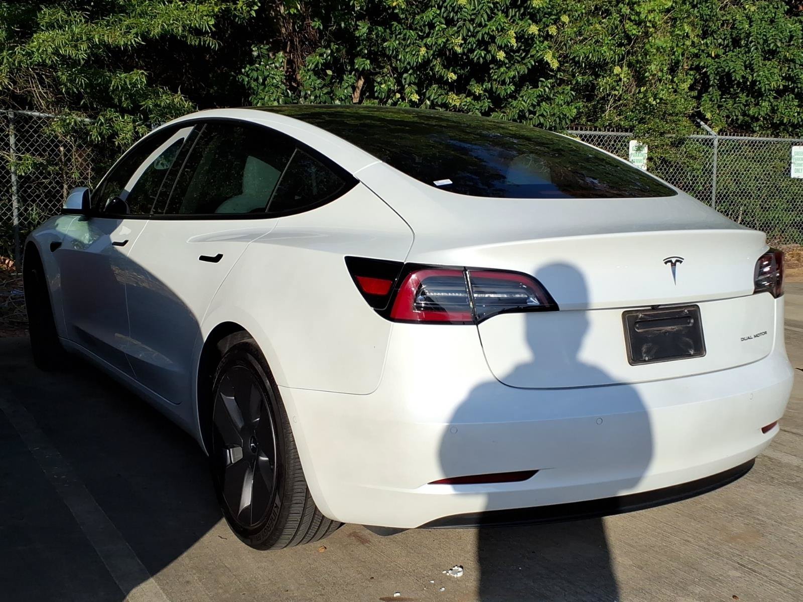 Used 2022 Pearl White Multi-Coat Tesla Long Range image 2